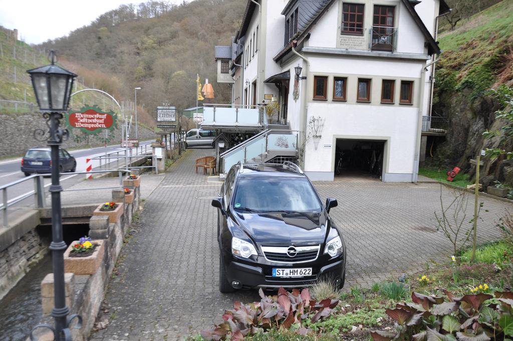 Gutsschaenke Sennerhof Hotel Oberwesel Exterior photo