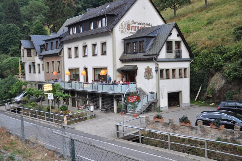 Gutsschaenke Sennerhof Hotel Oberwesel Exterior photo
